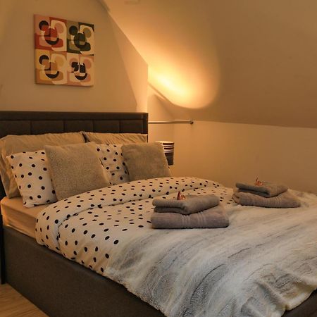 Top Floor Apartment In Islington لندن المظهر الخارجي الصورة