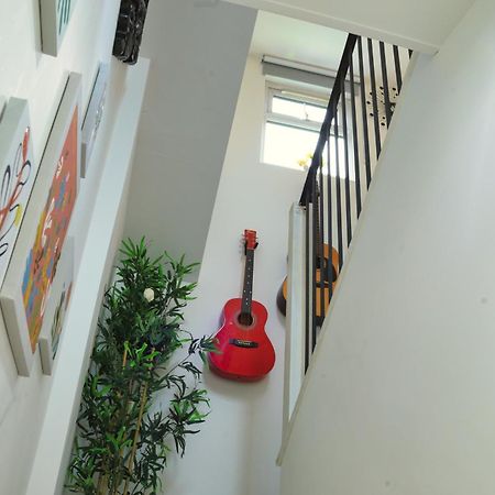 Top Floor Apartment In Islington لندن المظهر الخارجي الصورة
